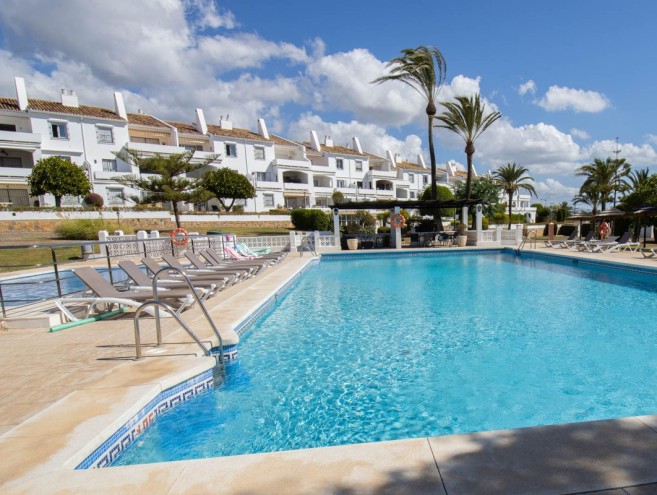 Apartamento for sale in Nueva Andalucía, Marbella