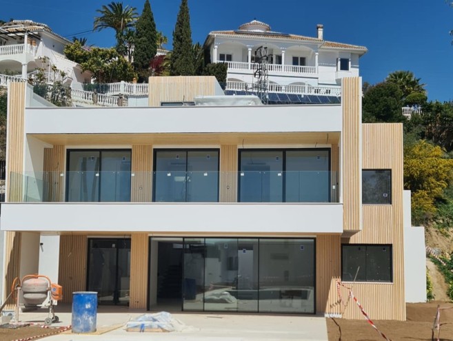 Villa for sale in La Capellania, Marbella