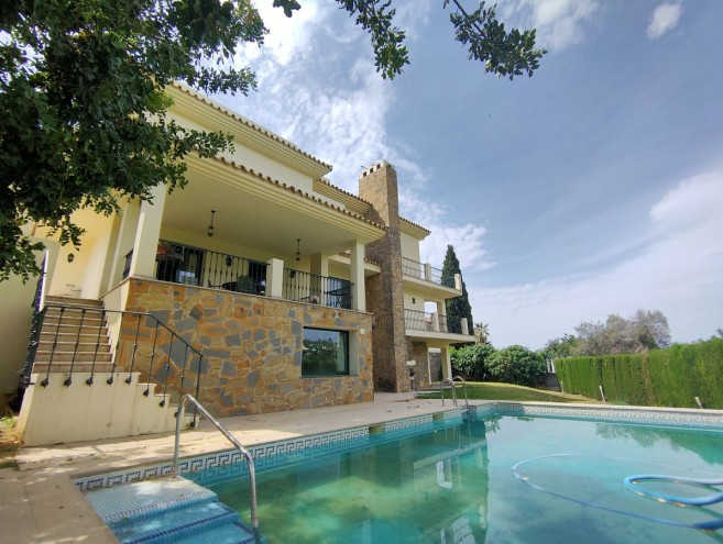 Villa for sale in Costa del Sol, Marbella
