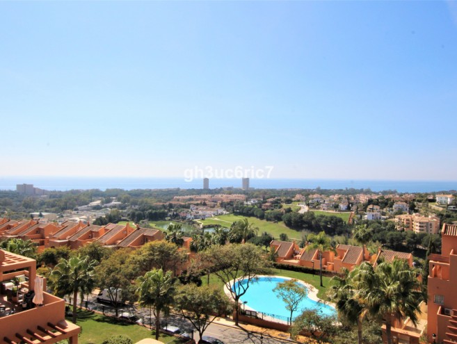 Apartamento for sale in Elviria, Marbella