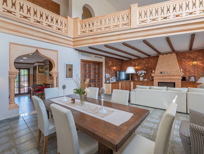 Villa for sale in Elviria, Marbella