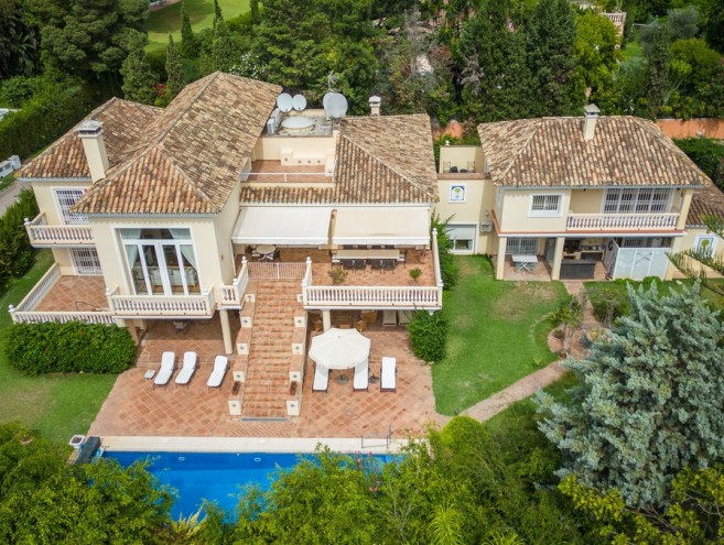 Villa for sale in Guadalmina Baja, Marbella