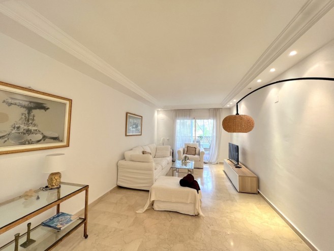 Apartment for sale in Puerto Banús, Marbella