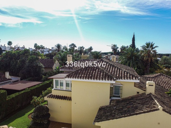 Unifamiliar for sale in The Golden Mile, Marbella