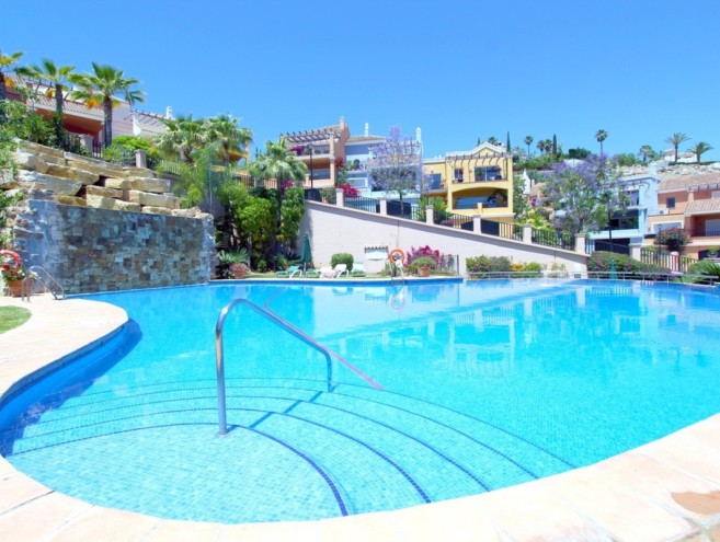 Maison Jumelée for sale in Nueva Andalucía, Marbella
