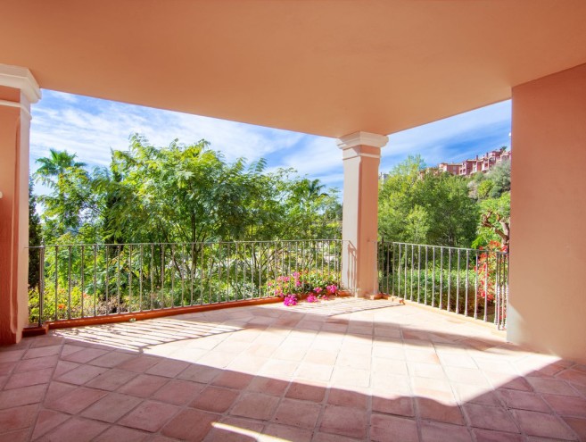 Apartamento for sale in Monte Halcones, Marbella