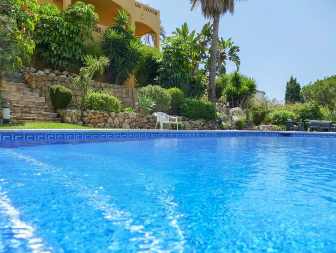 Villa for sale in Elviria, Marbella