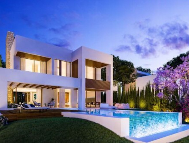 Villa for sale in The Golden Mile, Marbella