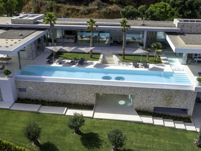 Terreno for sale in The Golden Mile, Marbella