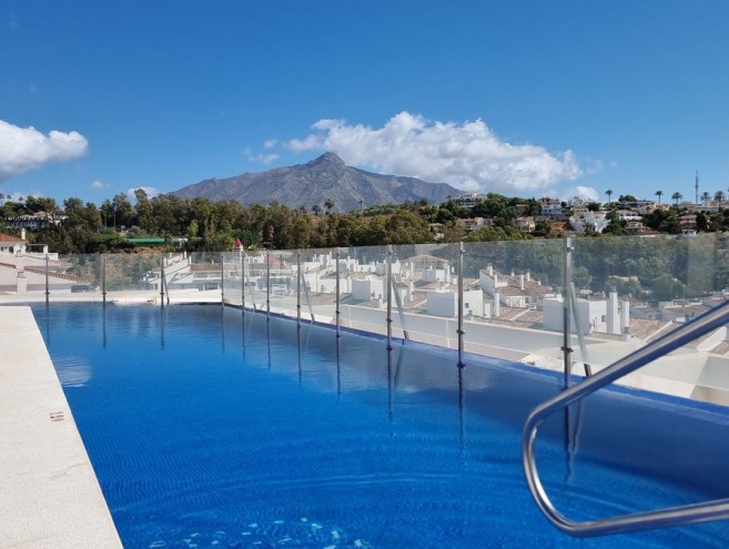 Apartment for sale in La Campana, Marbella