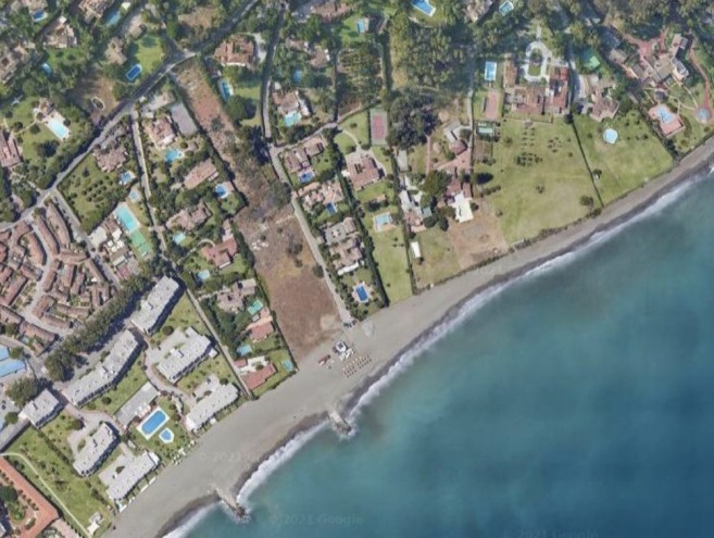 Terreno for sale in Guadalmina Baja, Marbella