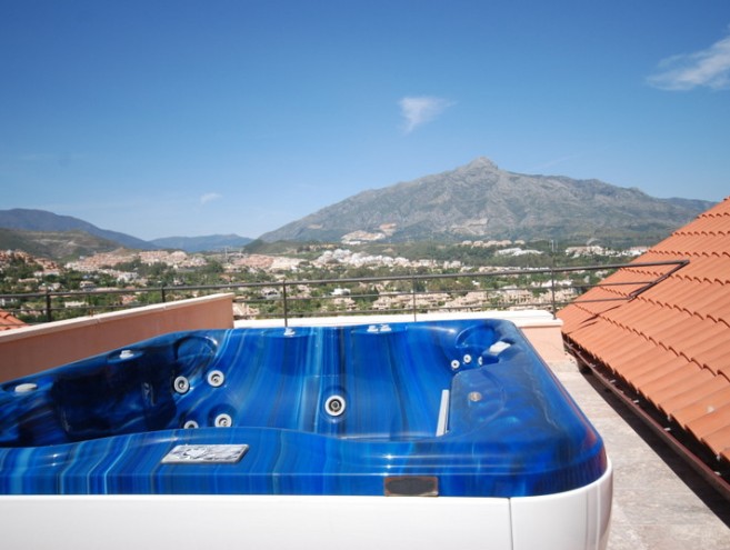 Appartement for sale in Nueva Andalucía, Marbella