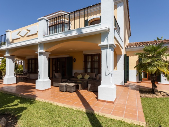Villa for sale in Guadalmina Alta, Marbella