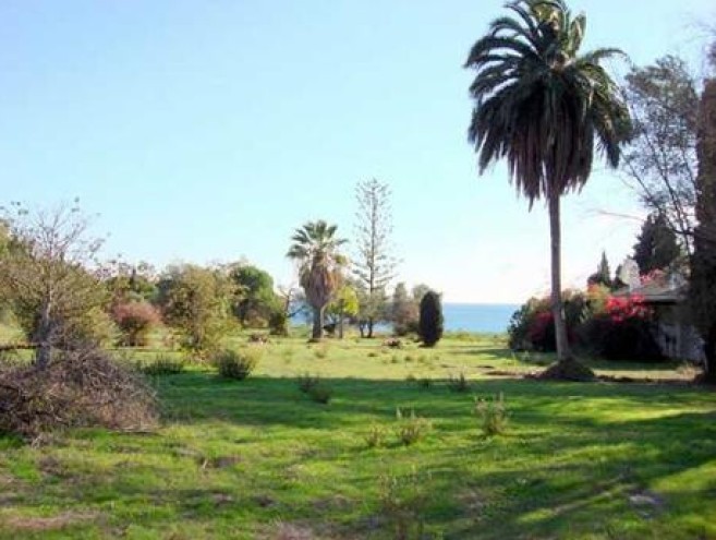 Terreno for sale in The Golden Mile, Marbella